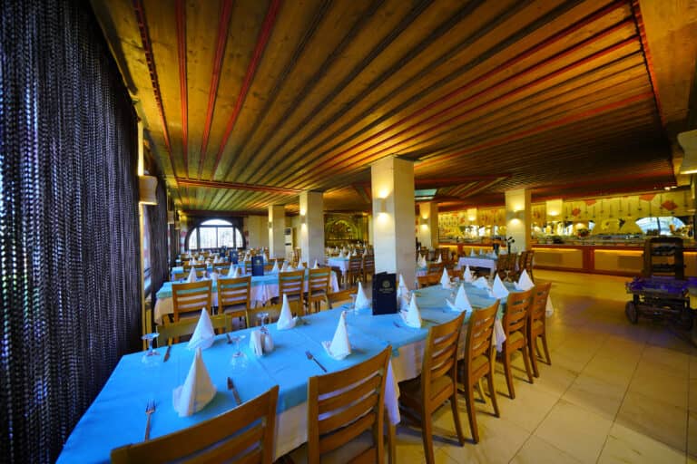 restaurant-5